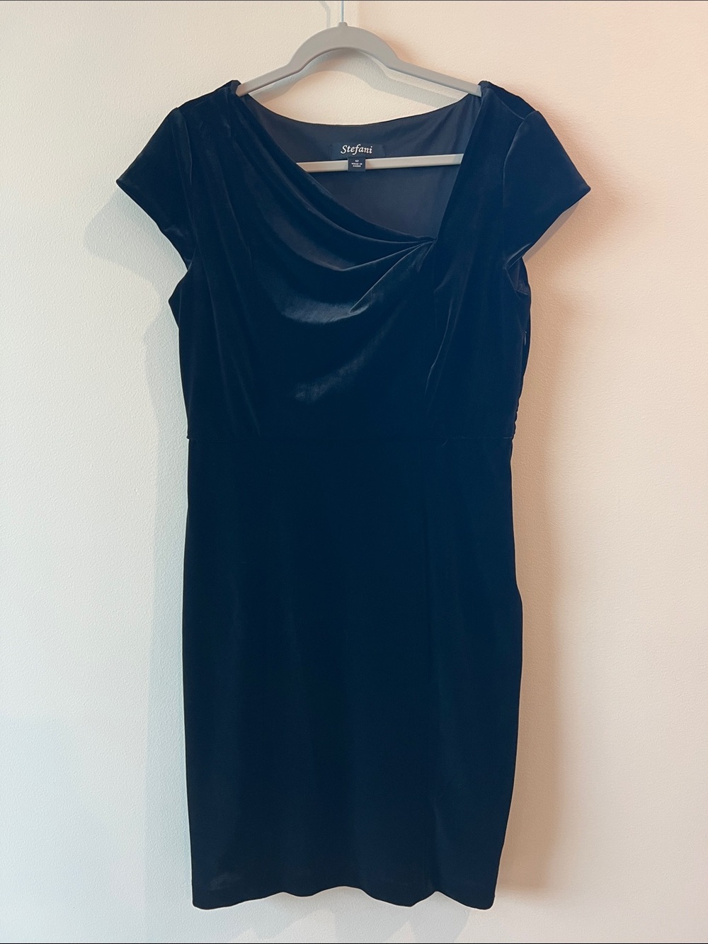 Stefani Black Velvet women size 12  Sheath Dress formal black tie